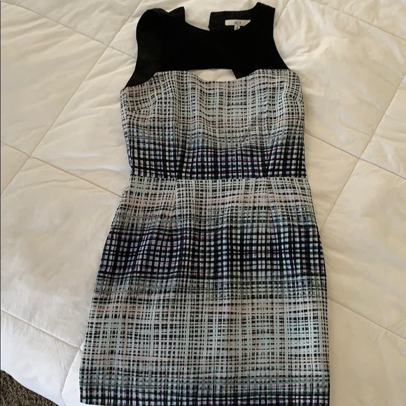 JACK Sleeveless Dress - Picture 1 of 3